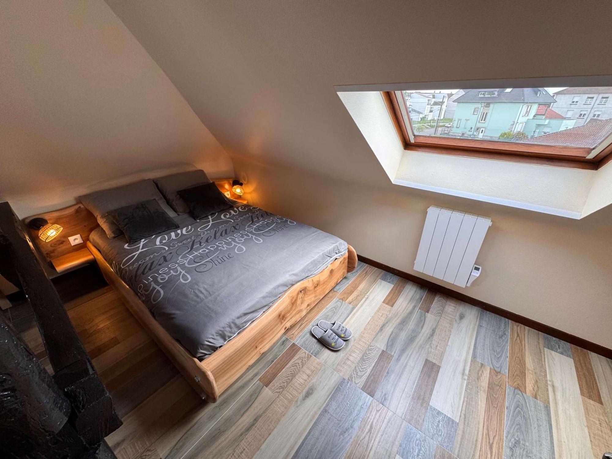 Private & Comfortable Apartments Puttelange-aux-Lacs Luaran gambar