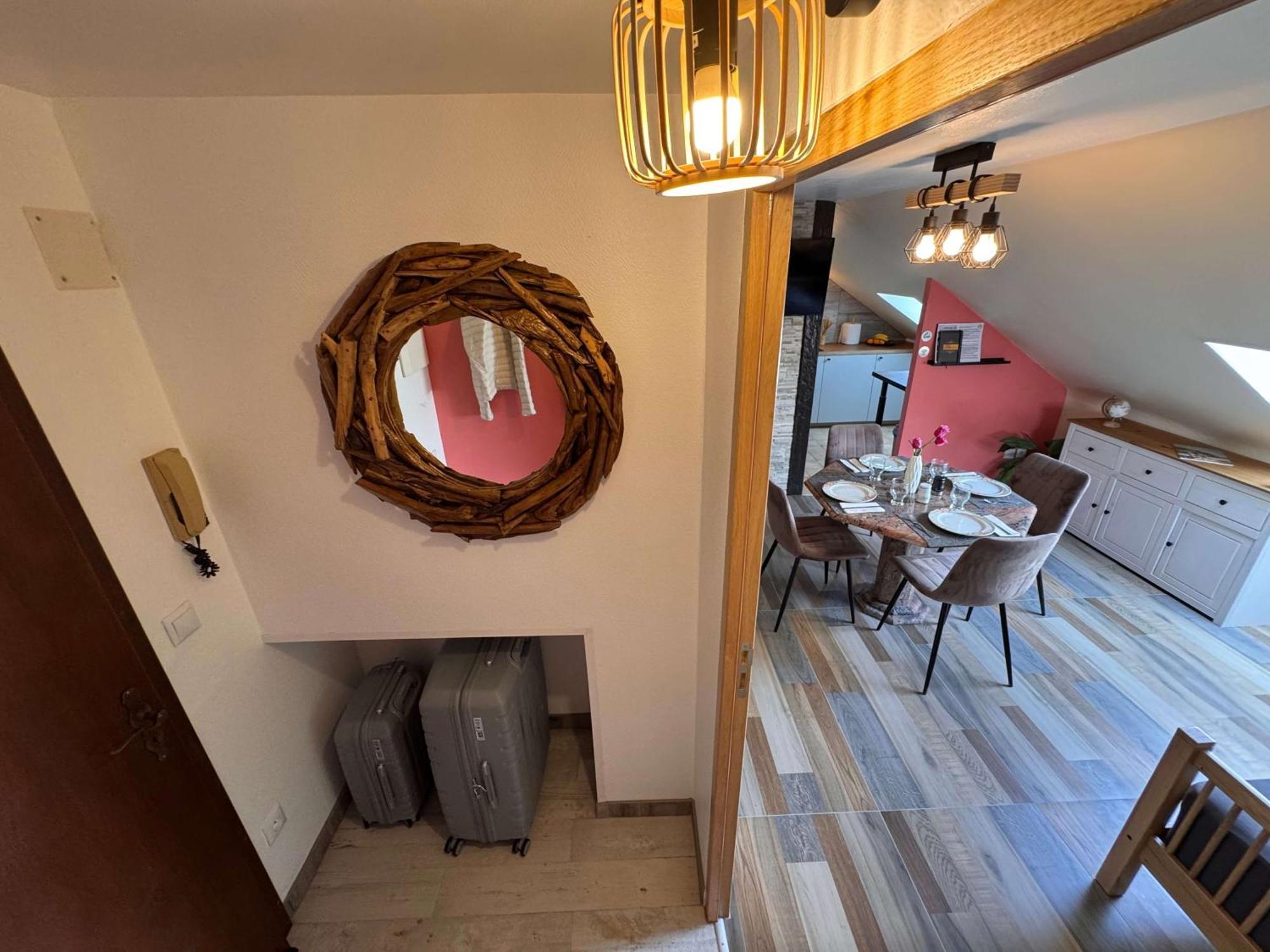 Private & Comfortable Apartments Puttelange-aux-Lacs Luaran gambar